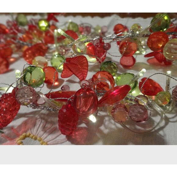 Vintage String lights Faceted Grapes Berries and Leaves Fruit Christmas holiday - Picture 8 of 8